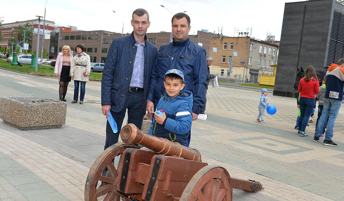 Город папа. Город пап. Совет отцов города Москвы. В городе отец. Папа (город).